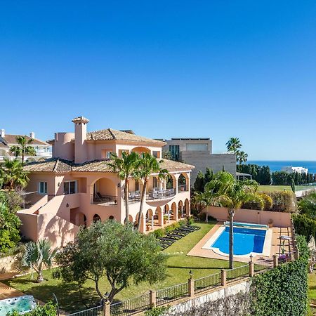 Beachside Villa With Panoramic Sea Views Benalmádena Exteriér fotografie