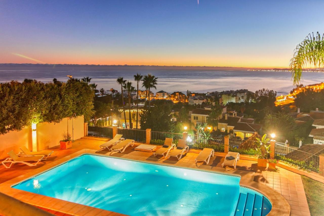 Beachside Villa With Panoramic Sea Views Benalmádena Exteriér fotografie
