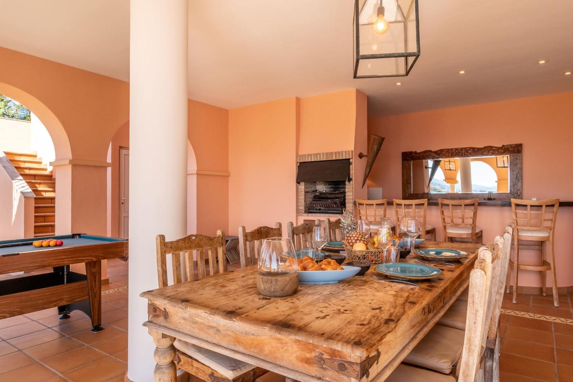 Beachside Villa With Panoramic Sea Views Benalmádena Exteriér fotografie