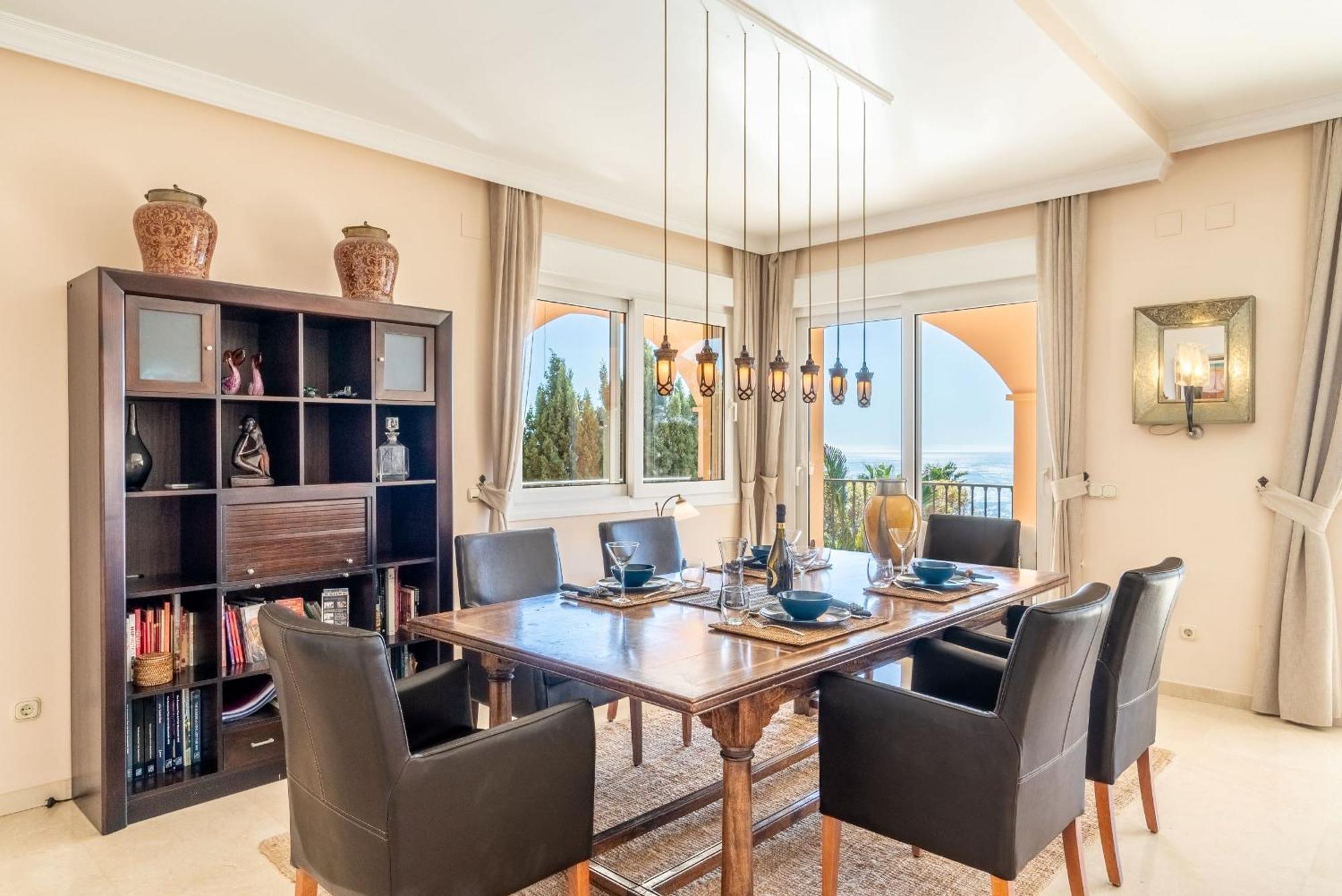 Beachside Villa With Panoramic Sea Views Benalmádena Exteriér fotografie